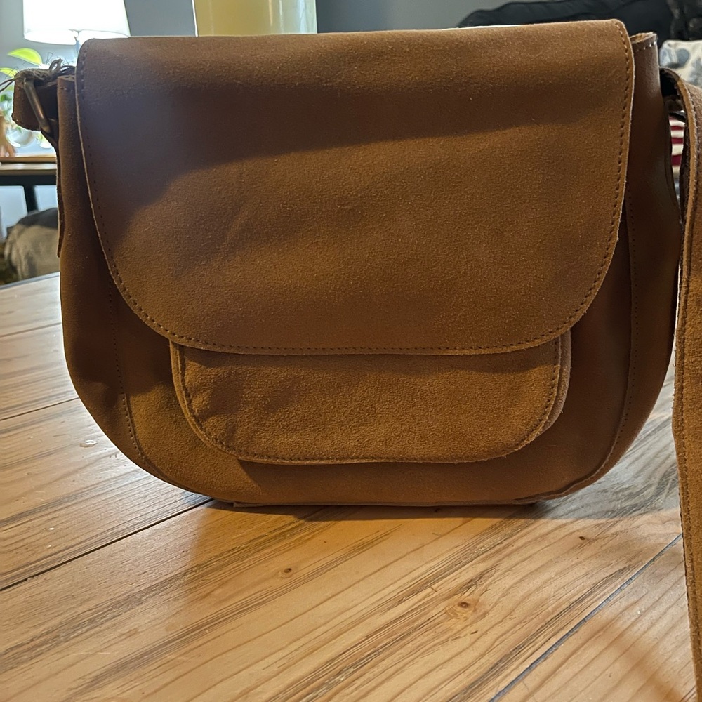 Chic Tan Crossbody Bag for Women